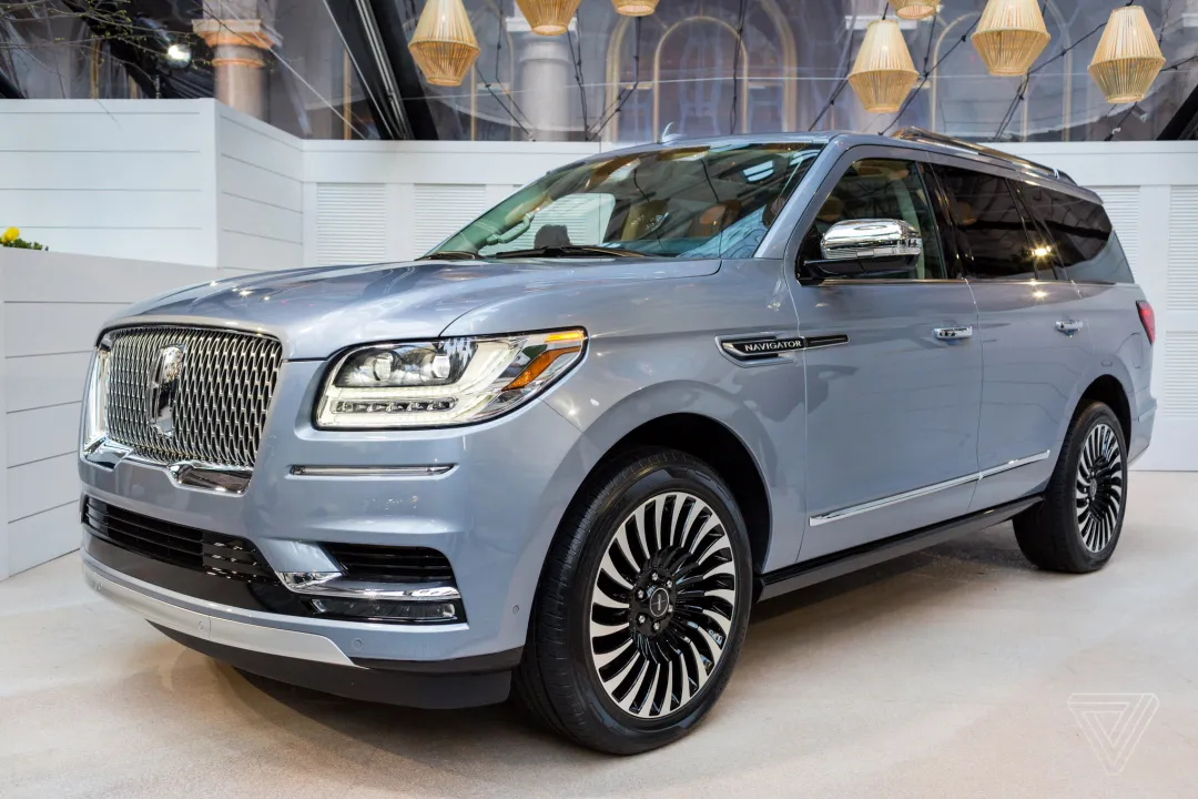 Lincoln Navigator luxury SUV